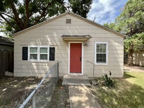 Building Photo - 3006 30th St
