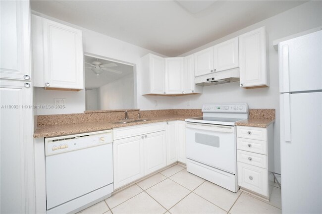 Building Photo - 404 NW 68th Ave