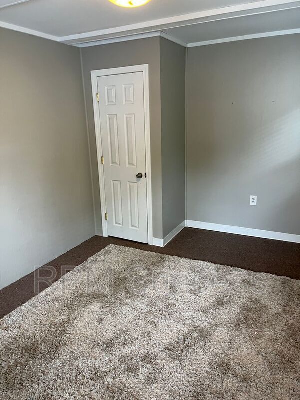 51 Stetson St Unit 1, Bridgewater, MA 02324 Condo for Rent in