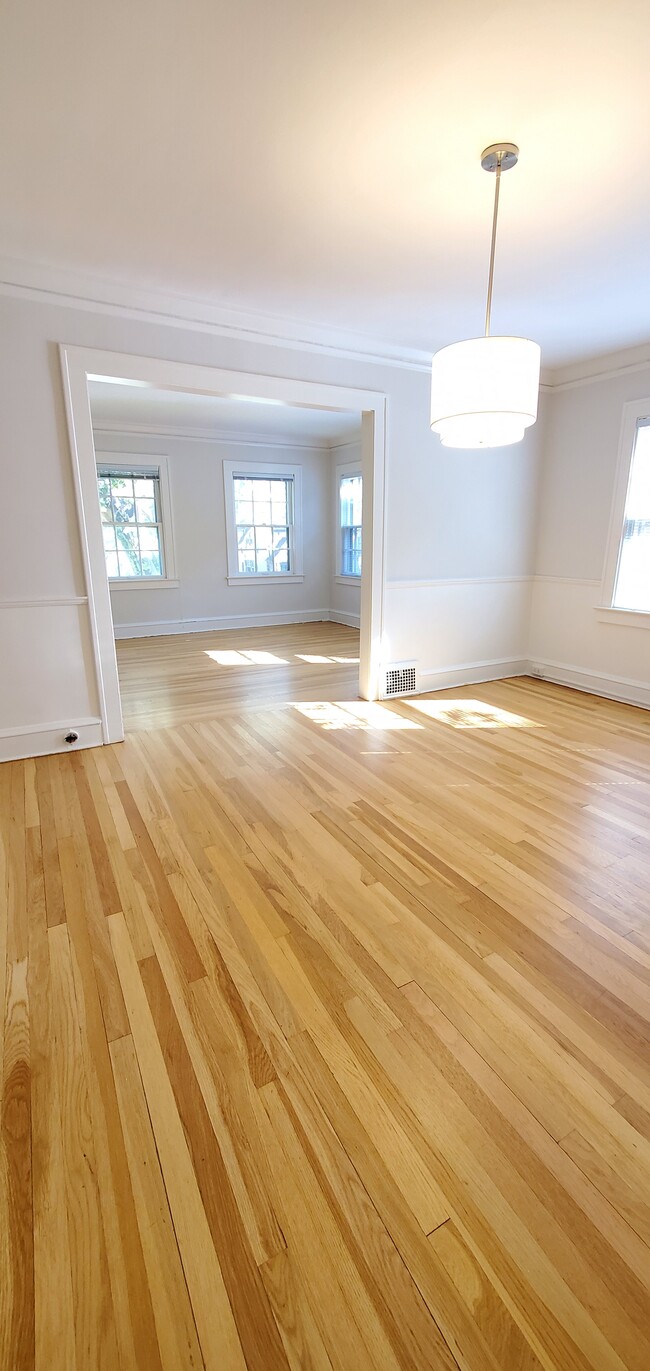 Dining Room - 18226 Winslow Rd