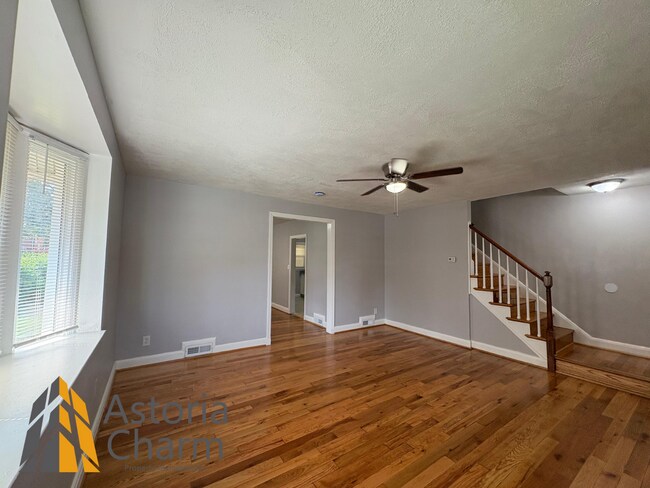 Foto del edificio - Warm & Welcoming 3 Bed, 2 Bath Home with C...