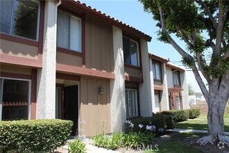 Building Photo - 4981 Avila Way