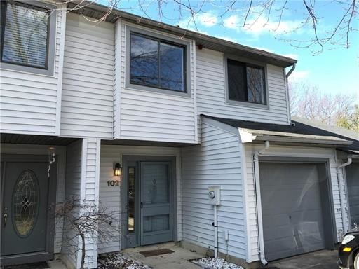 Primary Photo - 102 Lexington Cir