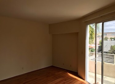 Building Photo - 3647 Empire Dr