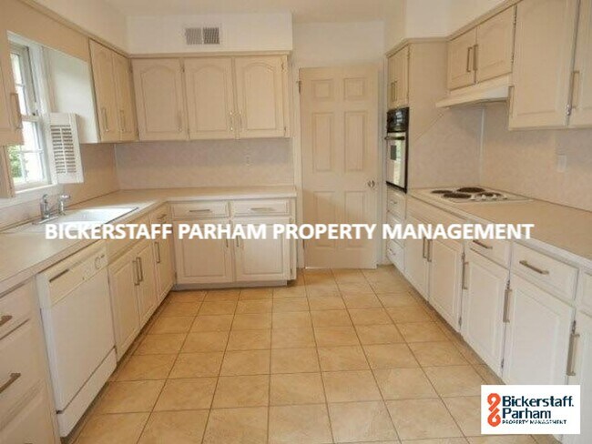 Foto del edificio - Luxury, Location, and Convenience. Near Heath Park!!