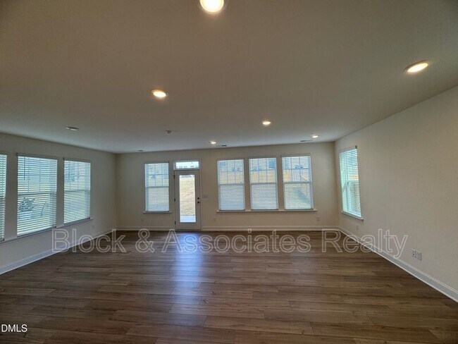 Foto del edificio - 37 Bluebell St