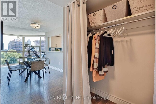 Building Photo - 701 King St W