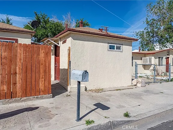 Building Photo - 15548 Eighth St