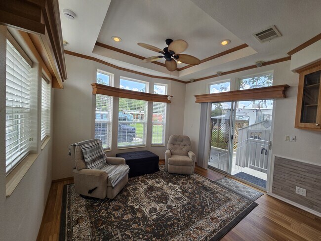 Foto del edificio - 1377 Mainsail Ln