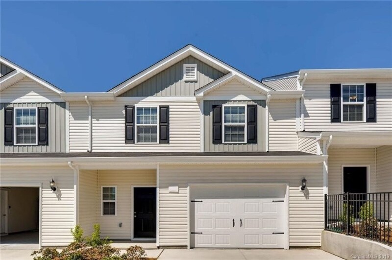 Primary Photo - 2223 Latimer Ln