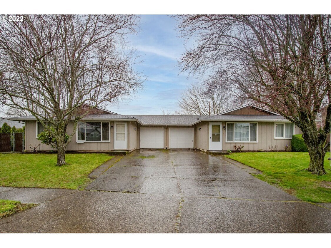 33433353 NE 15th St Unit 3353, Gresham, OR 97030 Room for Rent in Gresham, OR