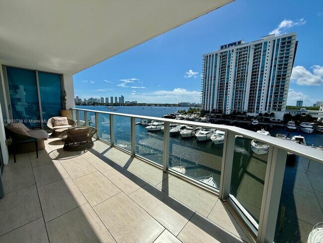 Foto del edificio - 17301 Biscayne Blvd