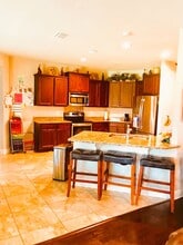 Building Photo - 12180 Ariel Way