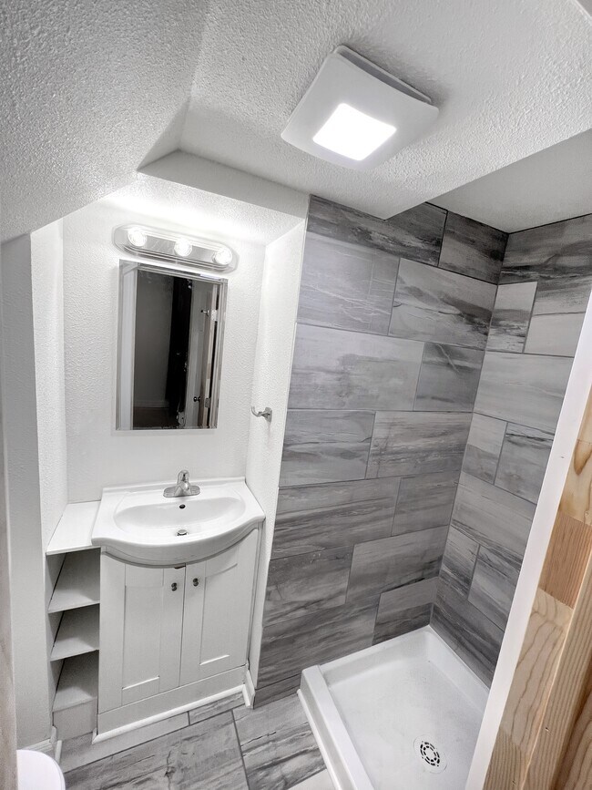 Foto del edificio - 240 Main St