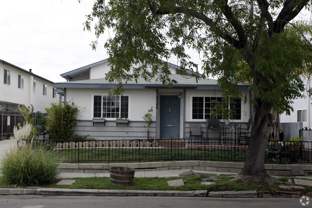 Building Photo - 4764-4766 32nd St