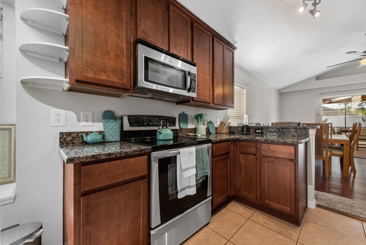 Building Photo - 14617 Keelford Way