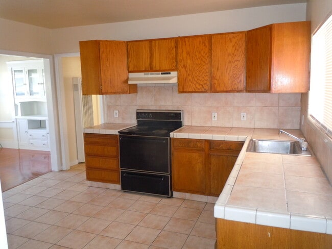 Building Photo - 1094 Aileen St