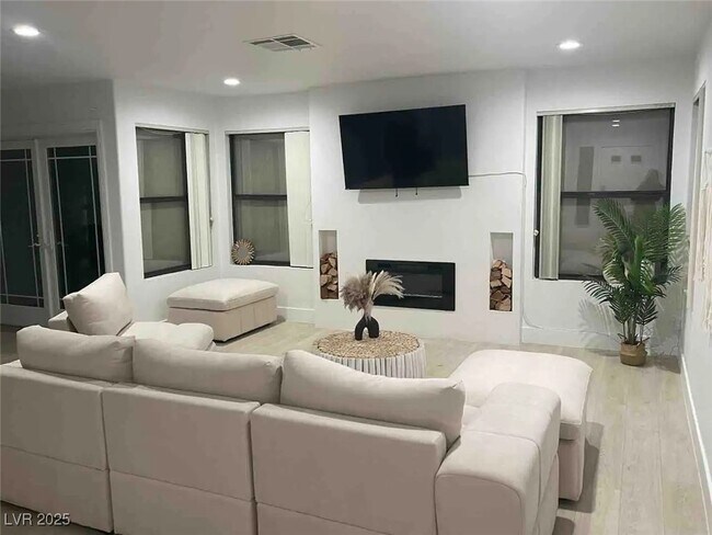 Foto del edificio - 3004 Ocean View Dr