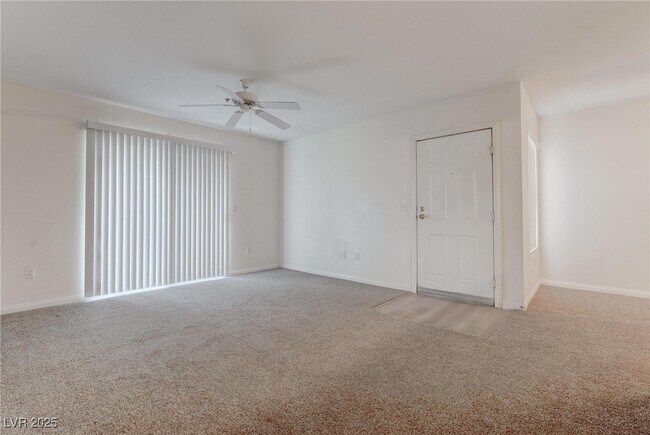 Building Photo - 6955 N Durango Dr