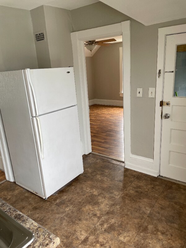 Foto del edificio - 1033 Redfield St