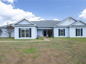Building Photo - 2 Cotton Ct