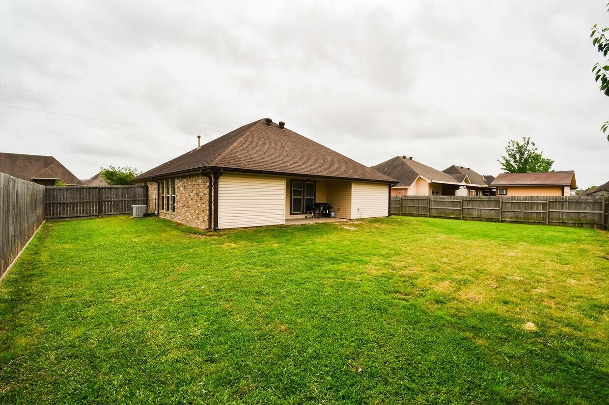 Foto del edificio - 6525 Llano Ln