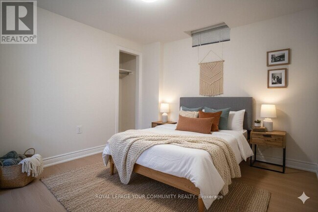 Building Photo - 18 Macbride Crescent