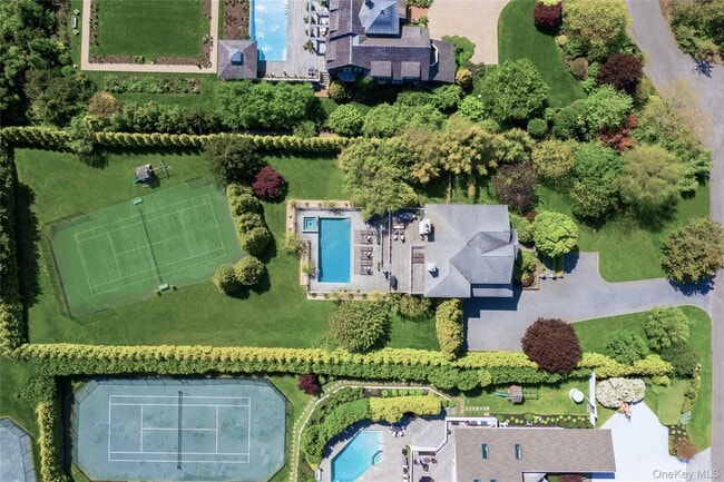 Building Photo - 7 Stillwaters Ln