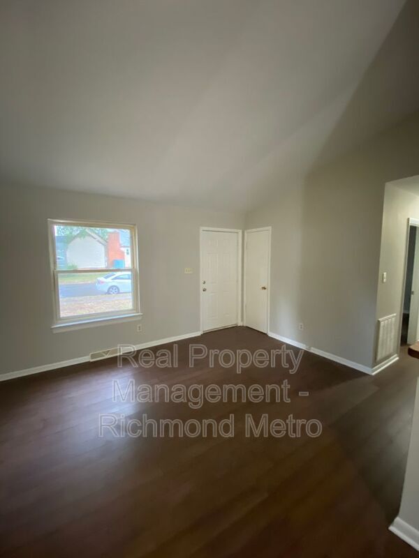 Foto del edificio - 3518 Crutchfield St
