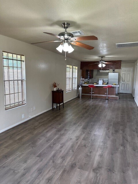 Foto del edificio - 3914 Kashmere St