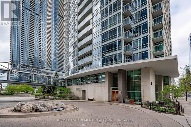 Building Photo - 1808-381-2381 Front St W