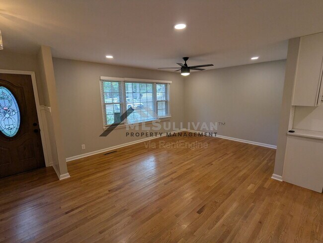 Foto del edificio - 6226 Dello St