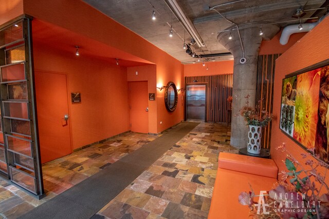 Foto del edificio - 1111 W 15th St