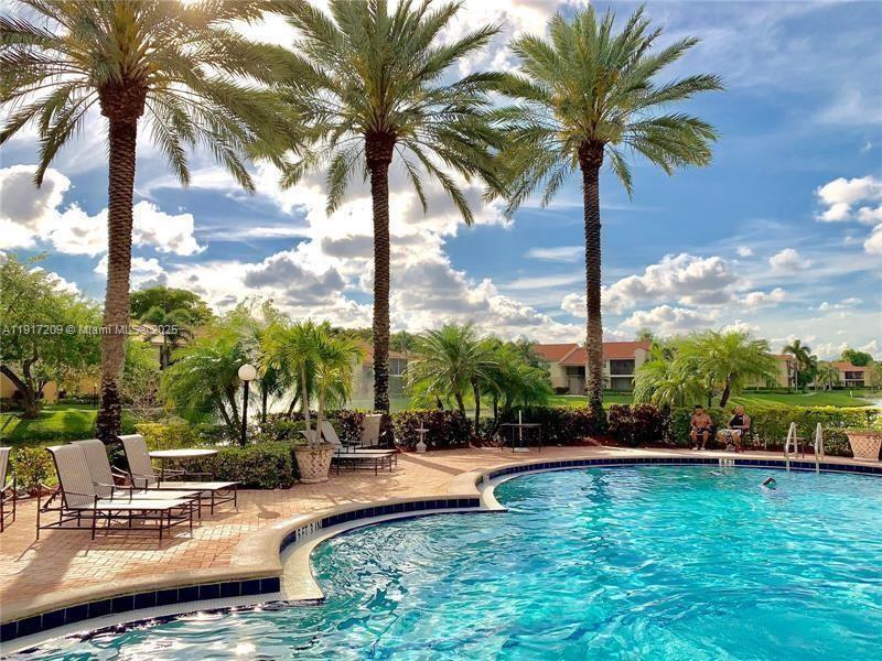 Foto principal - 1229 SW 46th Ave