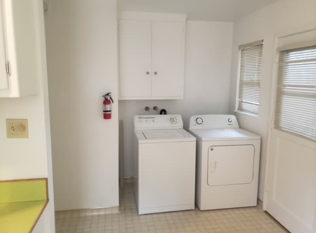 Building Photo - 1375 56th St