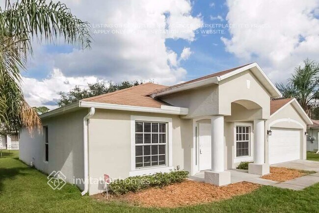 Foto del edificio - 3228 N Biscayne Dr