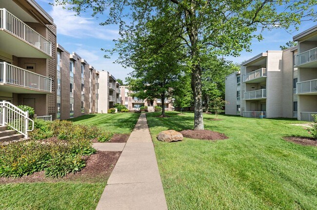 Foto del edificio - Surrey Square