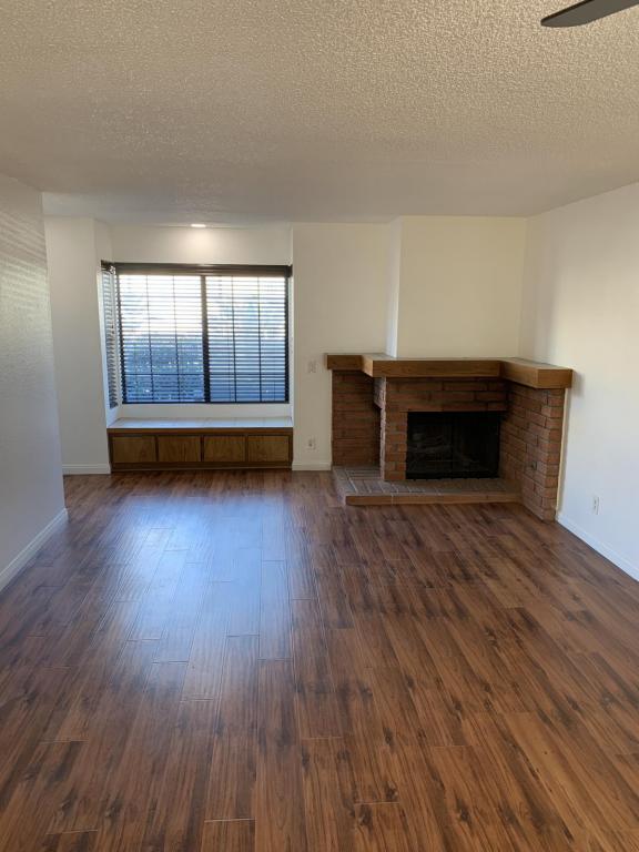 Building Photo - 4024 Crystal Dawn Ln