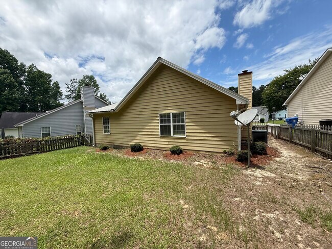 Building Photo - 125 Shadow Pond Rd