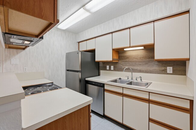 Foto del edificio - 1433 Cedar Post Ln