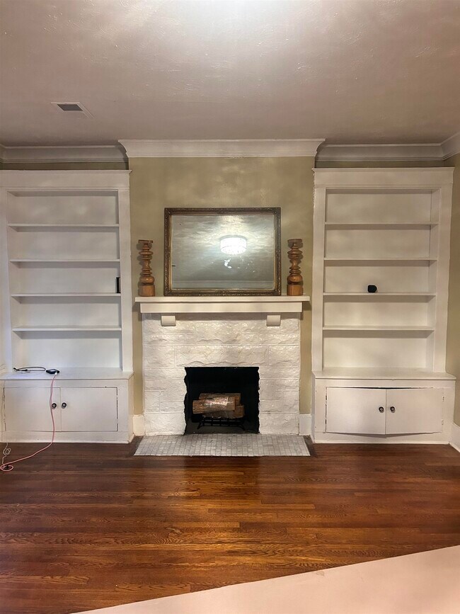 Foto del edificio - 1804 Foster Ave