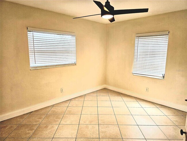 Foto del edificio - 5924 Dartmouth Ave N