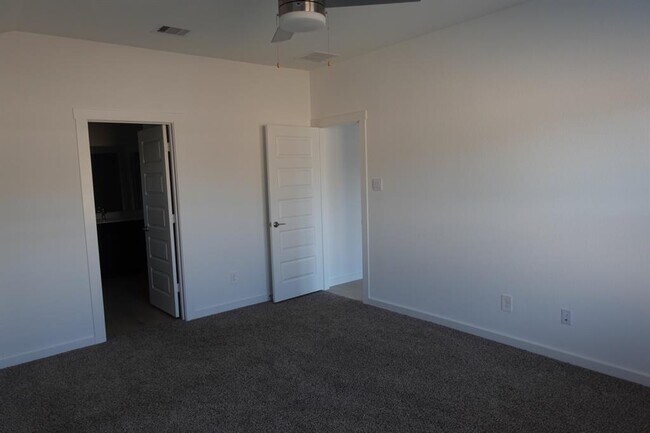 Foto del edificio - 29926 Ousel Falls Ln
