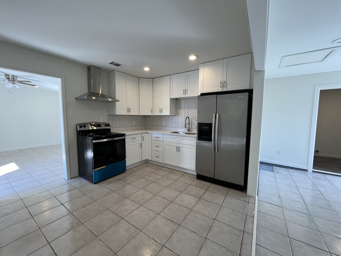 Photo - 1021 Sandalwood Dr (Harvey, LA)