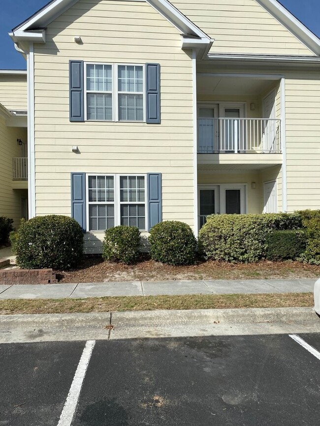 Building Photo - 5010 Hunters Trail