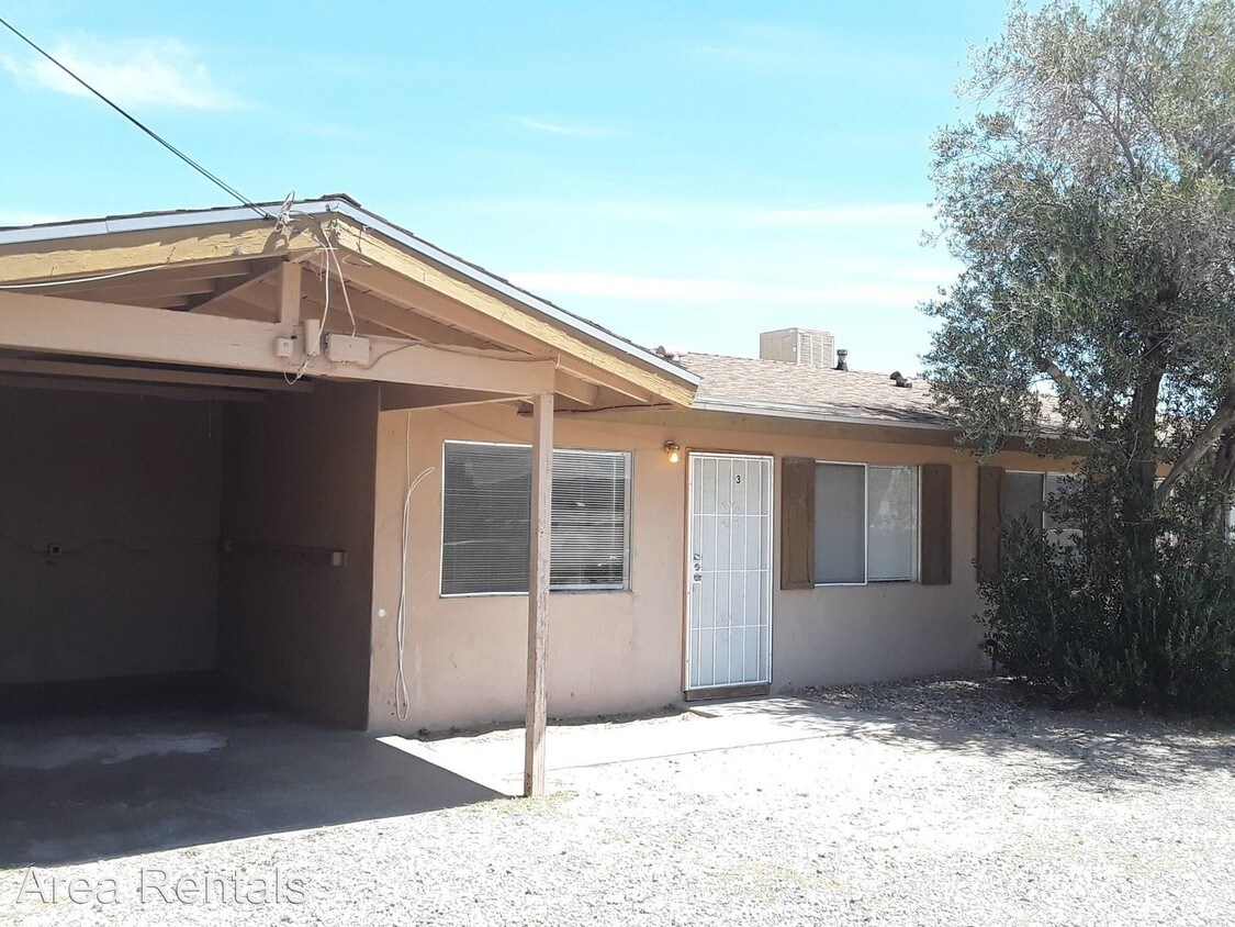 941 Pine Ave, Barstow, CA 92311 Room for Rent in Barstow, CA