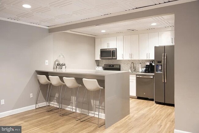 Photo - 1699 Yale Pl Apartment