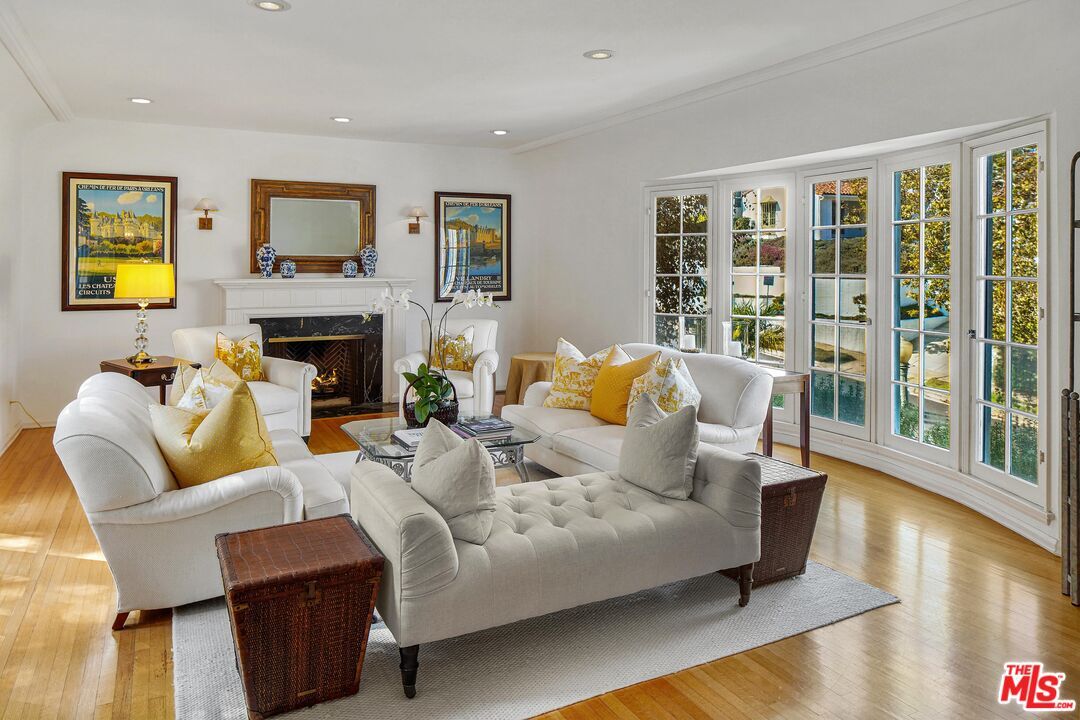 Foto principal - 10614 Le Conte Ave