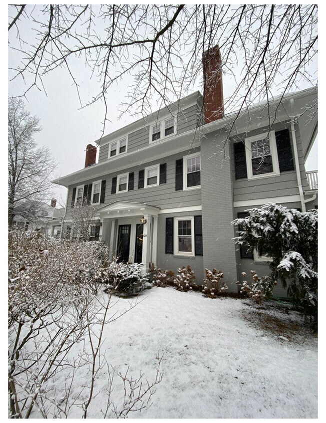 Foto principal - 420 Wayland Ave