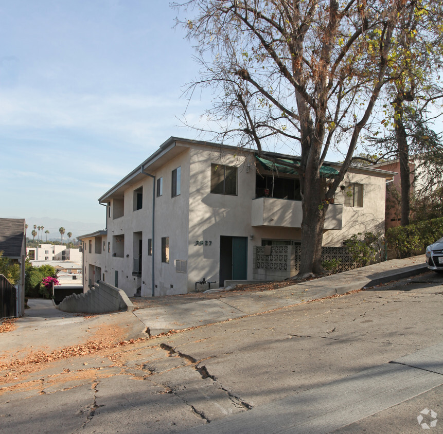 Primary Photo - 3827 Evans St